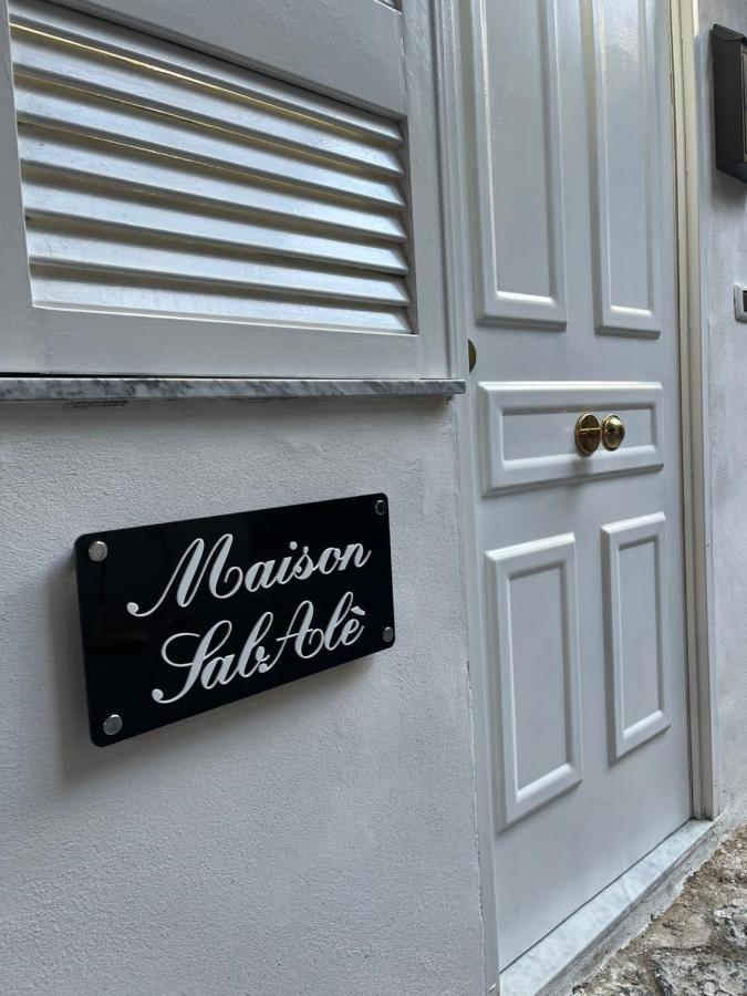 Апартаменти Maison Sabale' Неаполь Екстер'єр фото